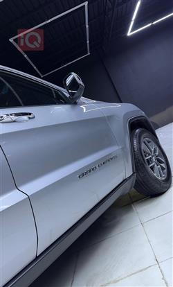 جيب جراند شيروكي